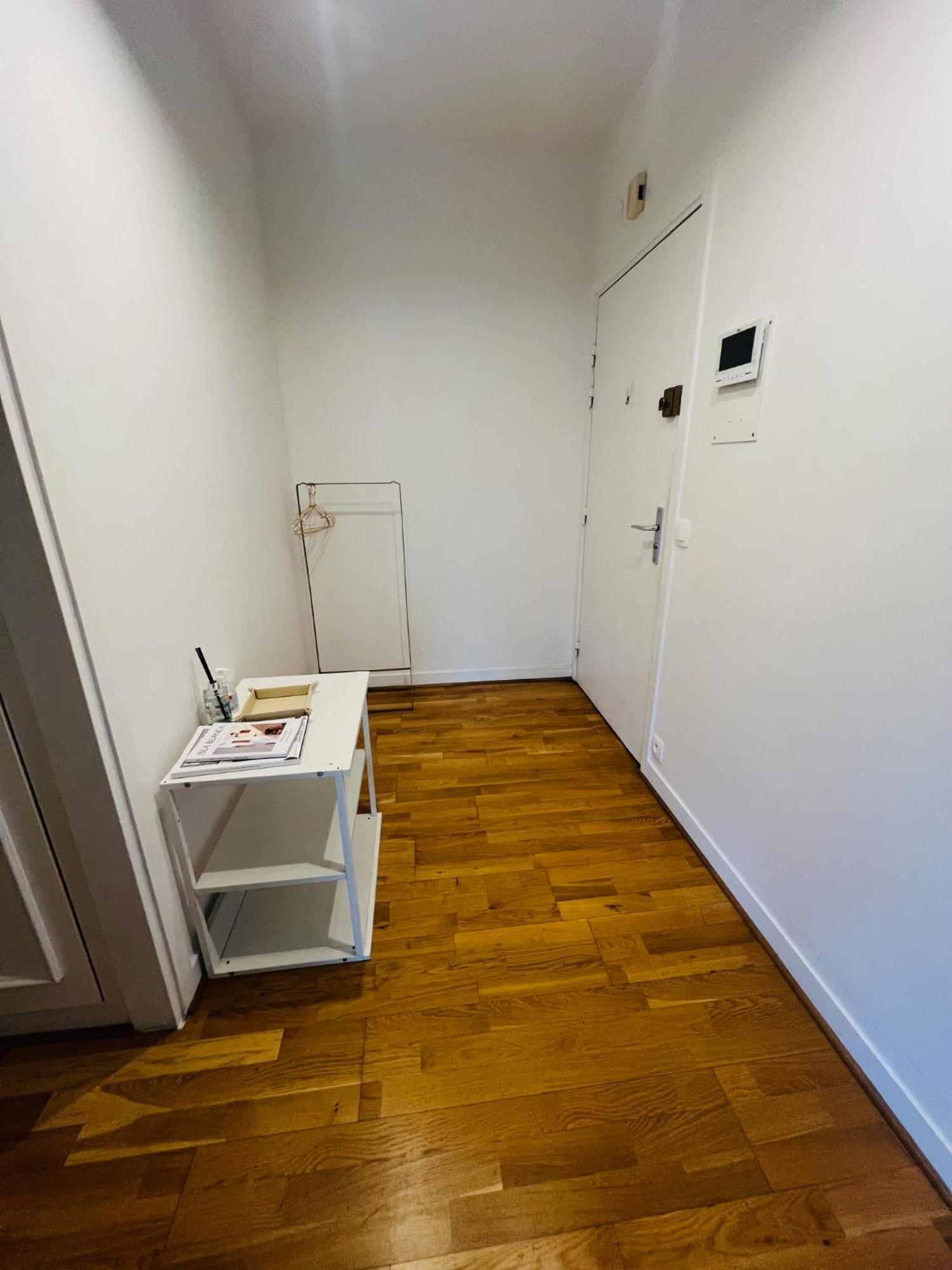 Apartment Tour Eiffel Passy Kennedy Paris